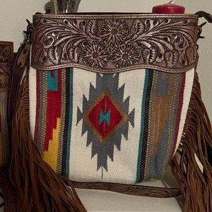 American Darling Crossbody